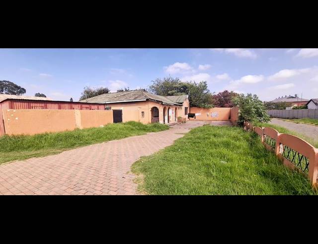 3 BEDROOM HOUSE FOR SALE IN NEW MODDER